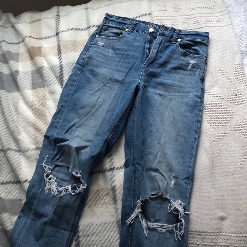 American Eagle ripped jeans